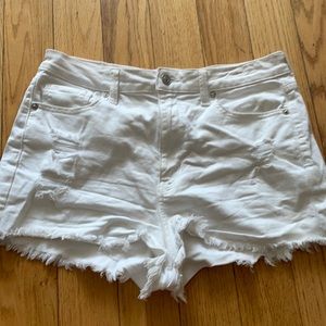 AE White Mom Jean Shorts